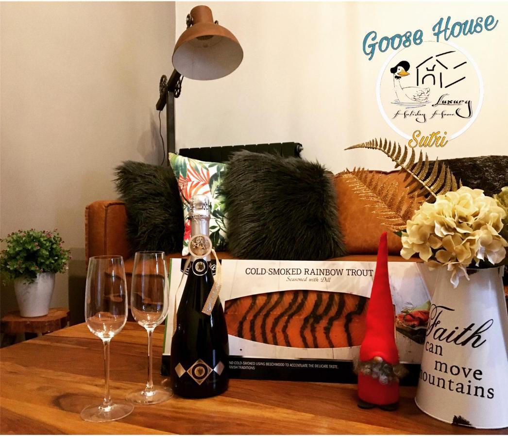 Goose House Luxury Holiday Home ストリ エクステリア 写真